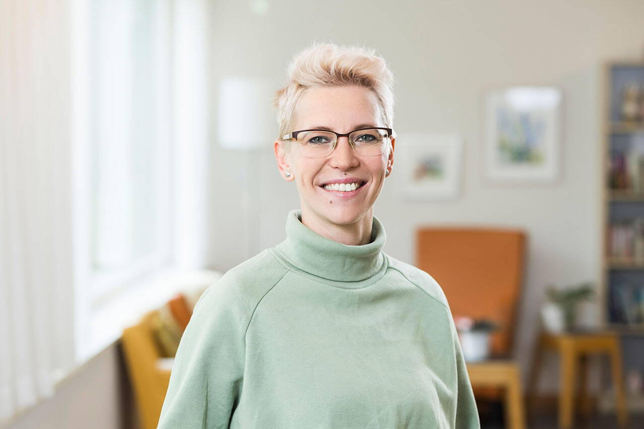 heimetblick_wohnen_pflegewohngruppe_ansprechsperson.jpg heimetblick_wohnen_pflegewohngruppe_ansprechsperson.jpg